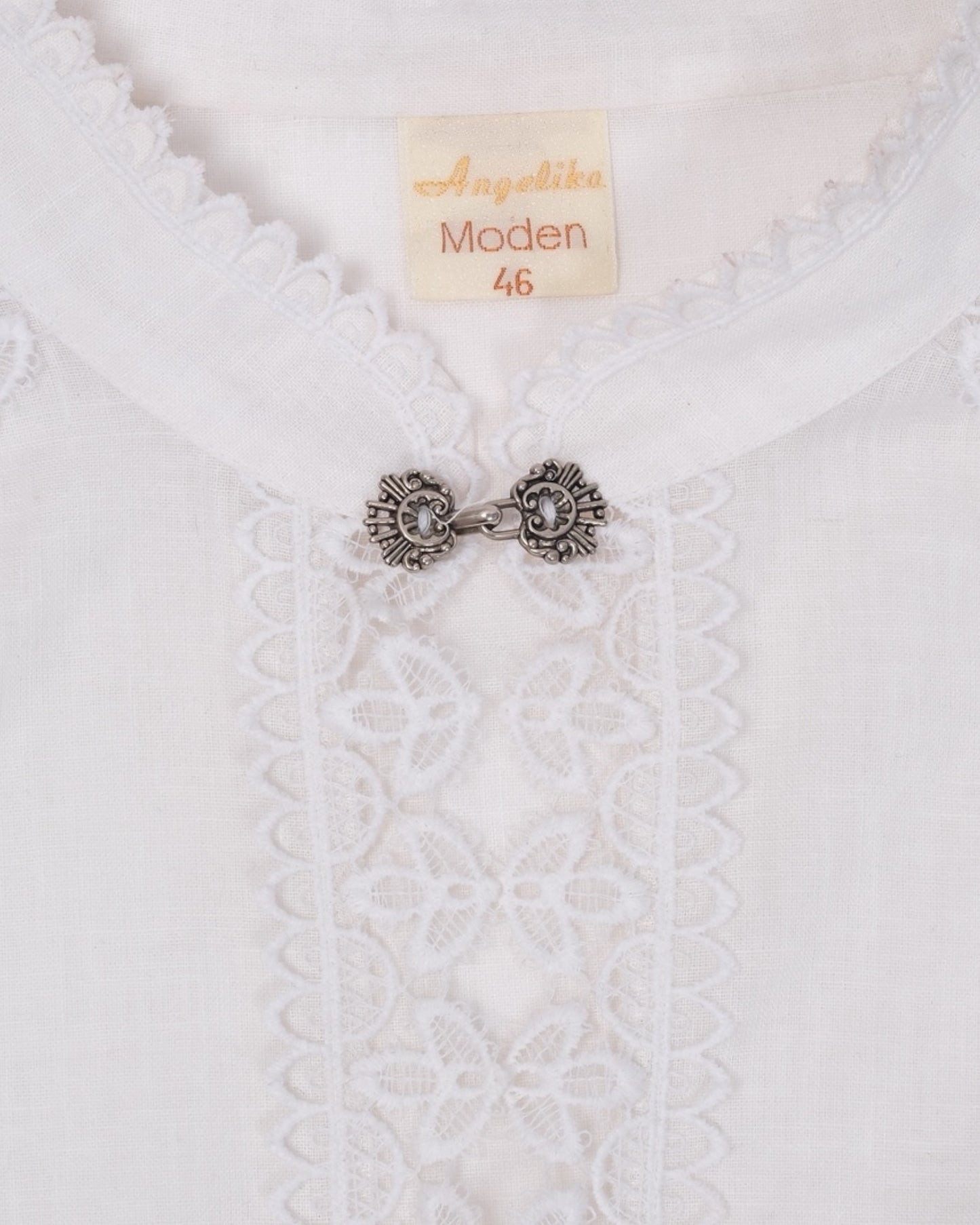 White Blouse, Angelika Moden