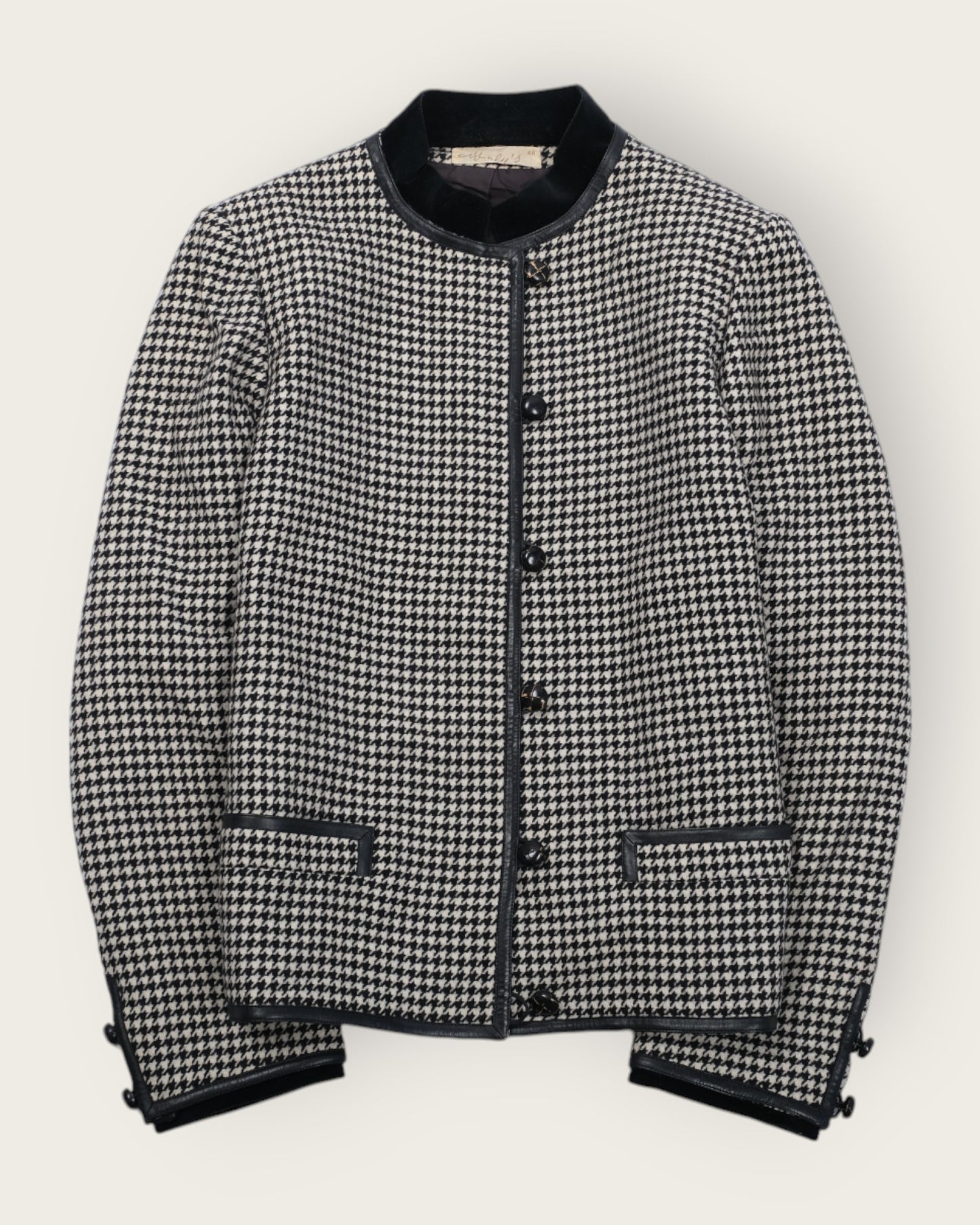 Houndstooth Wool Jacket – Black Velvet Collar by Hardy’s
